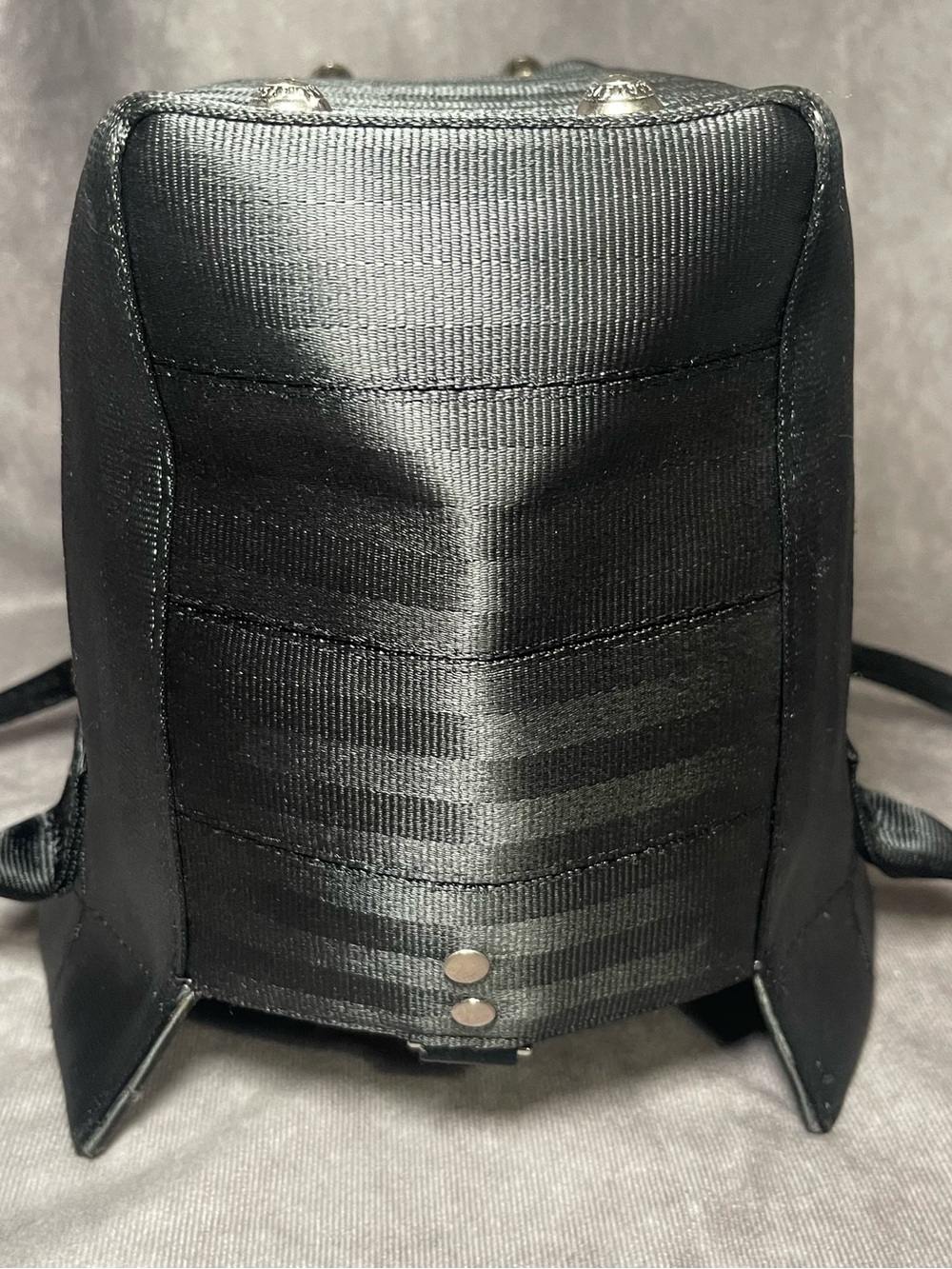 Harveys Seatbelt Bags Black Mini Marilyn Tote - VGUC - RARE - Magnetic Closure - Picture 4 of 12